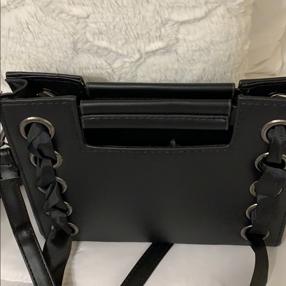 🆕 • LAST ONE •JINGPINPIJU || crossbody bag - Picture 5 of 12